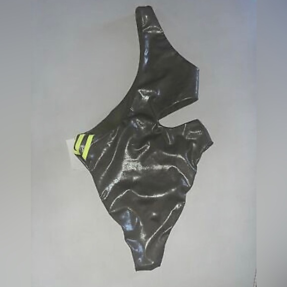 IVY PARK ONE PIECE SWIMSUIT - Picture 3 of 4